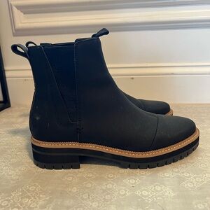 Women’s Boots - Toms